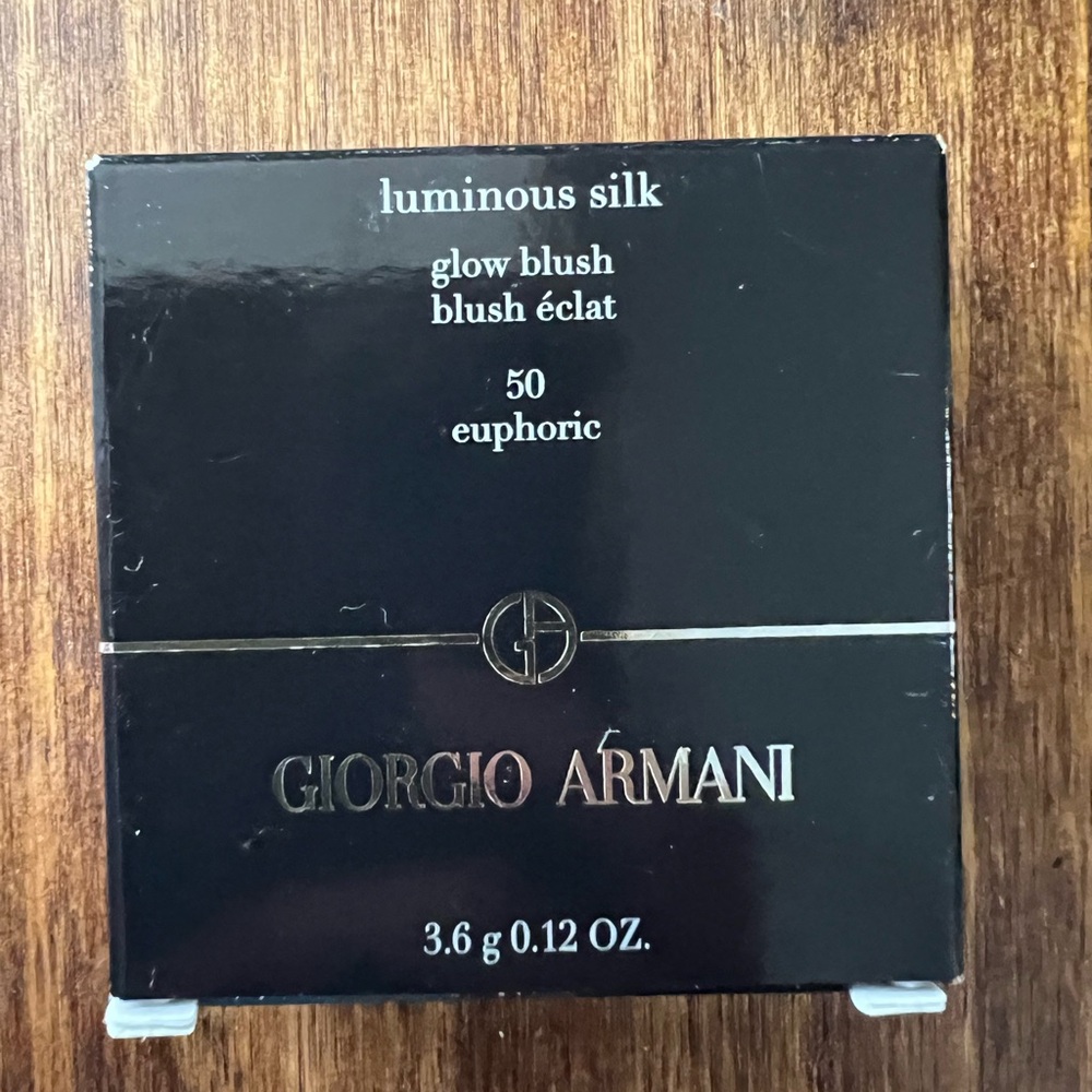 Giorgio Armani Black Compact